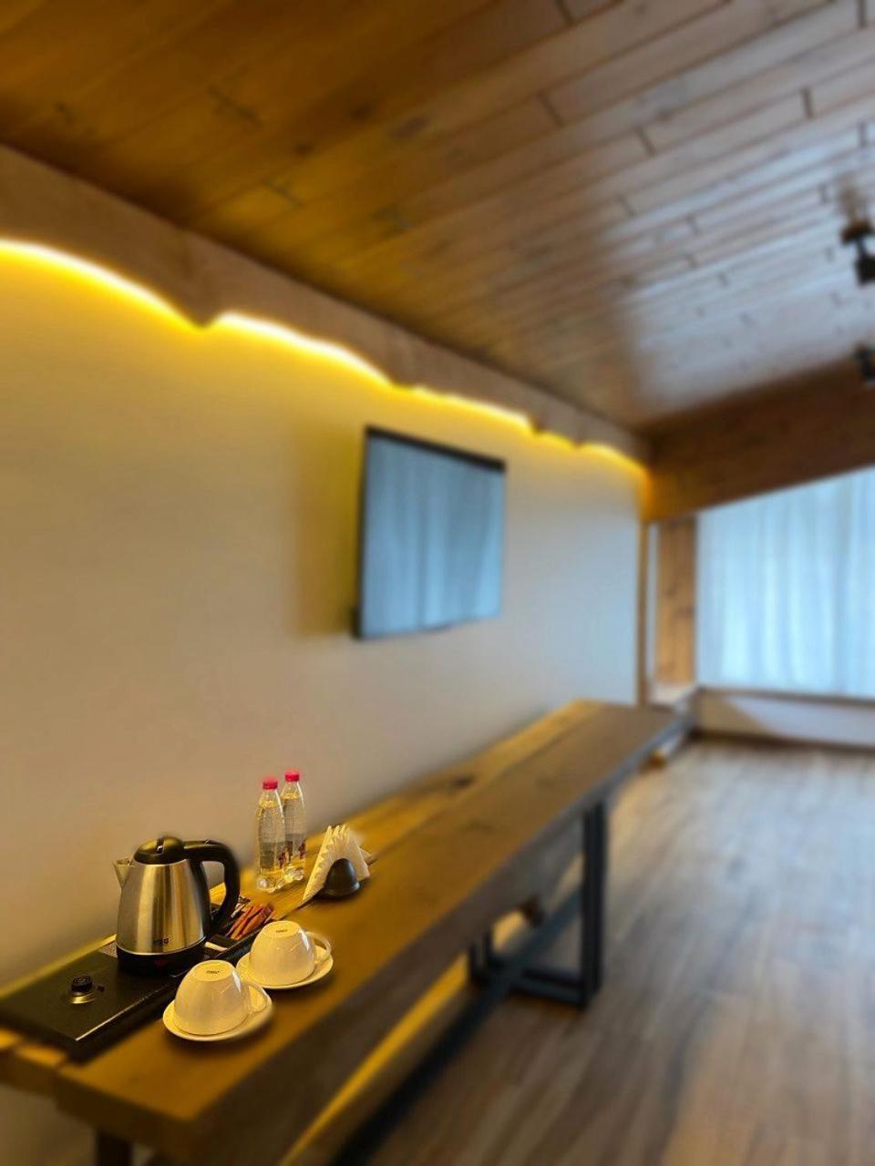 Фільварок Кмитів Hotel Velyki Kosharishcha Bagian luar foto