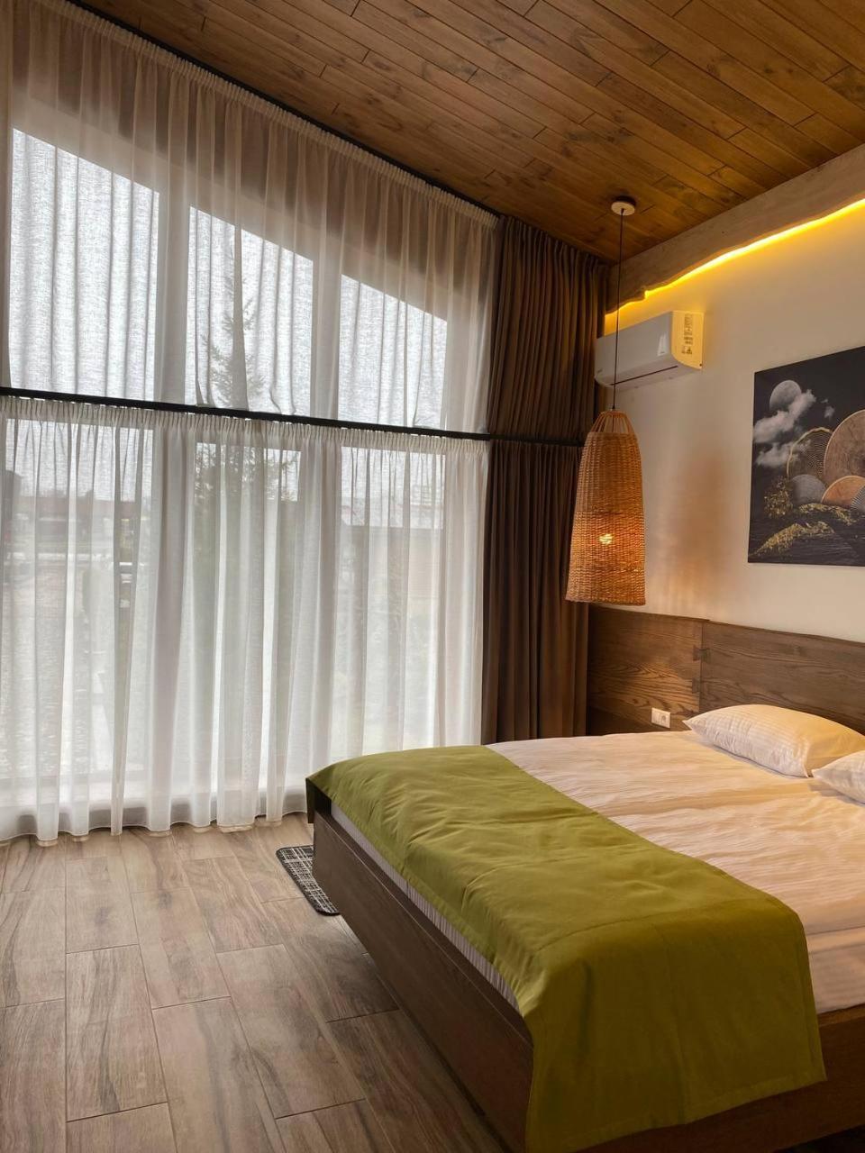 Фільварок Кмитів Hotel Velyki Kosharishcha Bagian luar foto