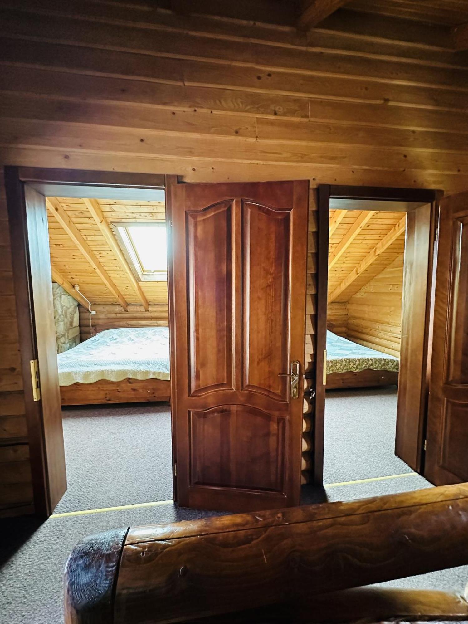 Фільварок Кмитів Hotel Velyki Kosharishcha Bagian luar foto