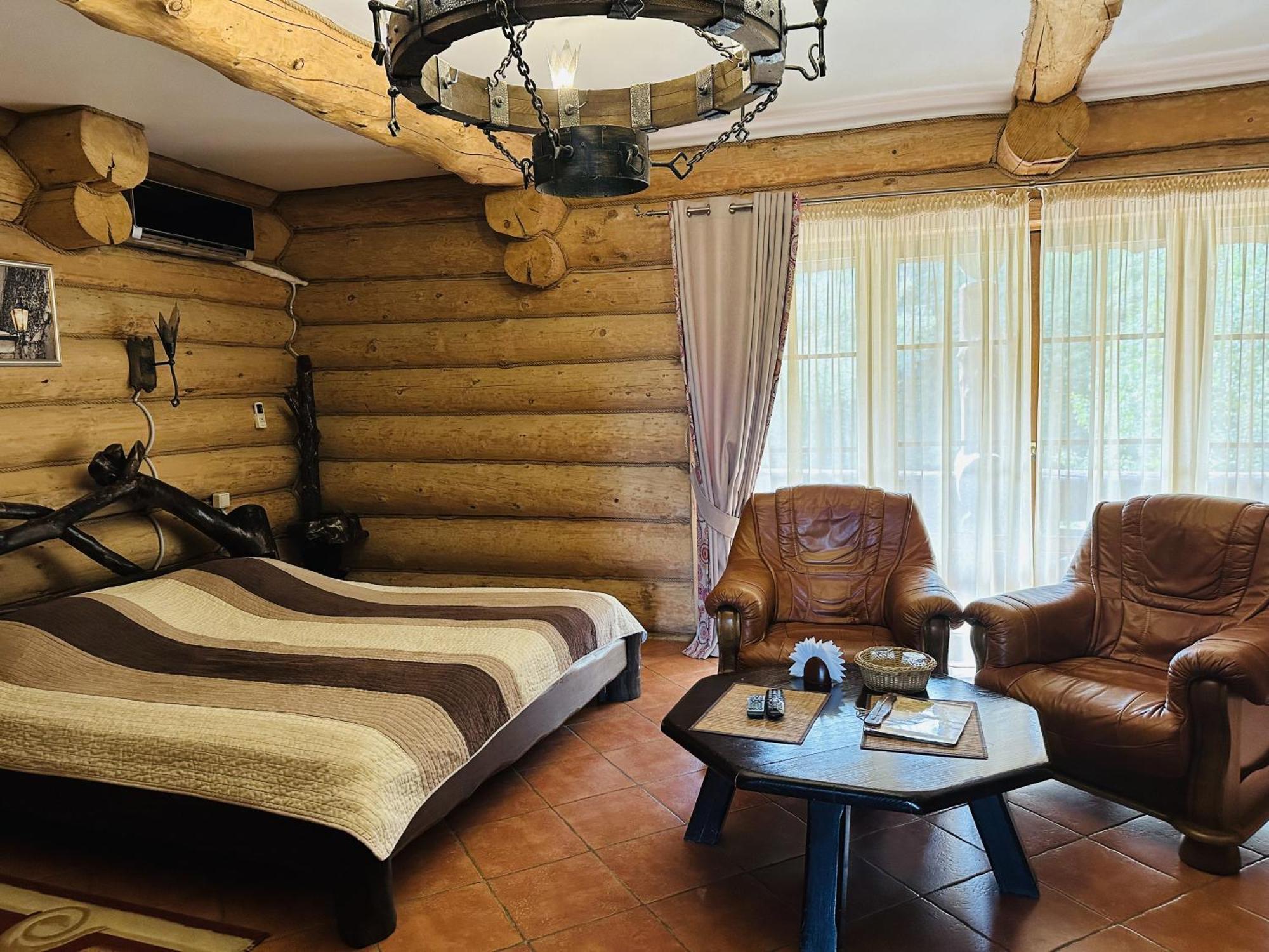 Фільварок Кмитів Hotel Velyki Kosharishcha Bagian luar foto